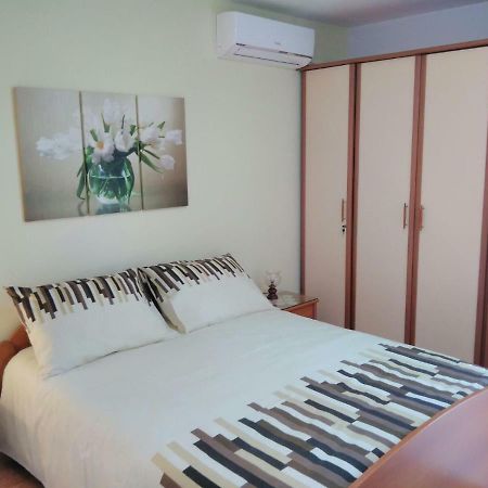 Apartment Tatjana Vis Bagian luar foto
