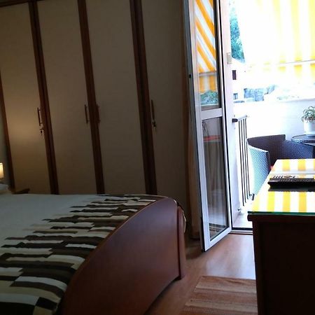 Apartment Tatjana Vis Bagian luar foto